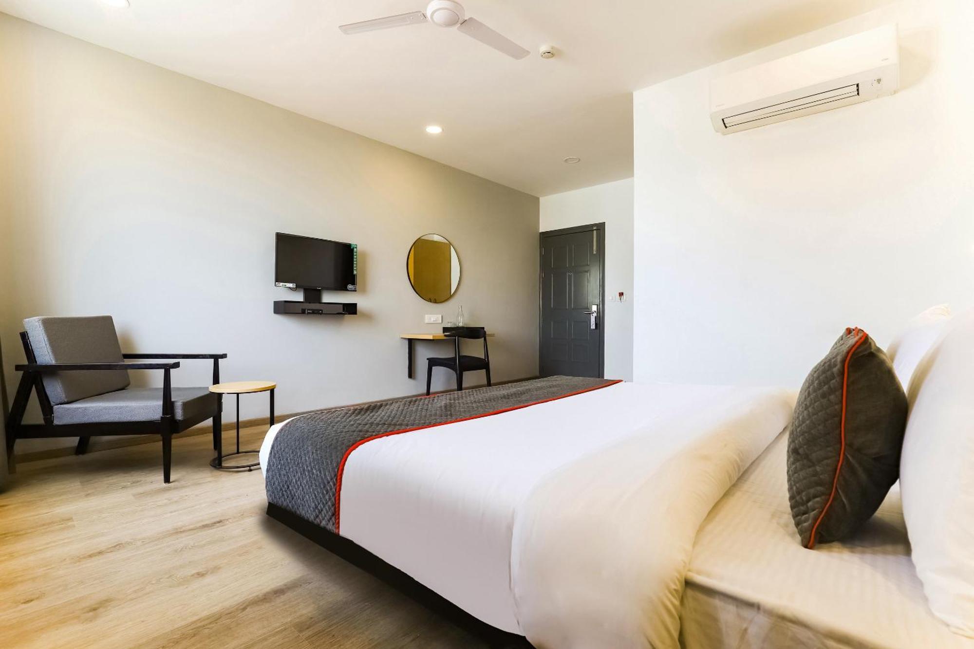 Townhouse Prithvi Resort Near Phoenix Palassio Lucknow Eksteriør bilde