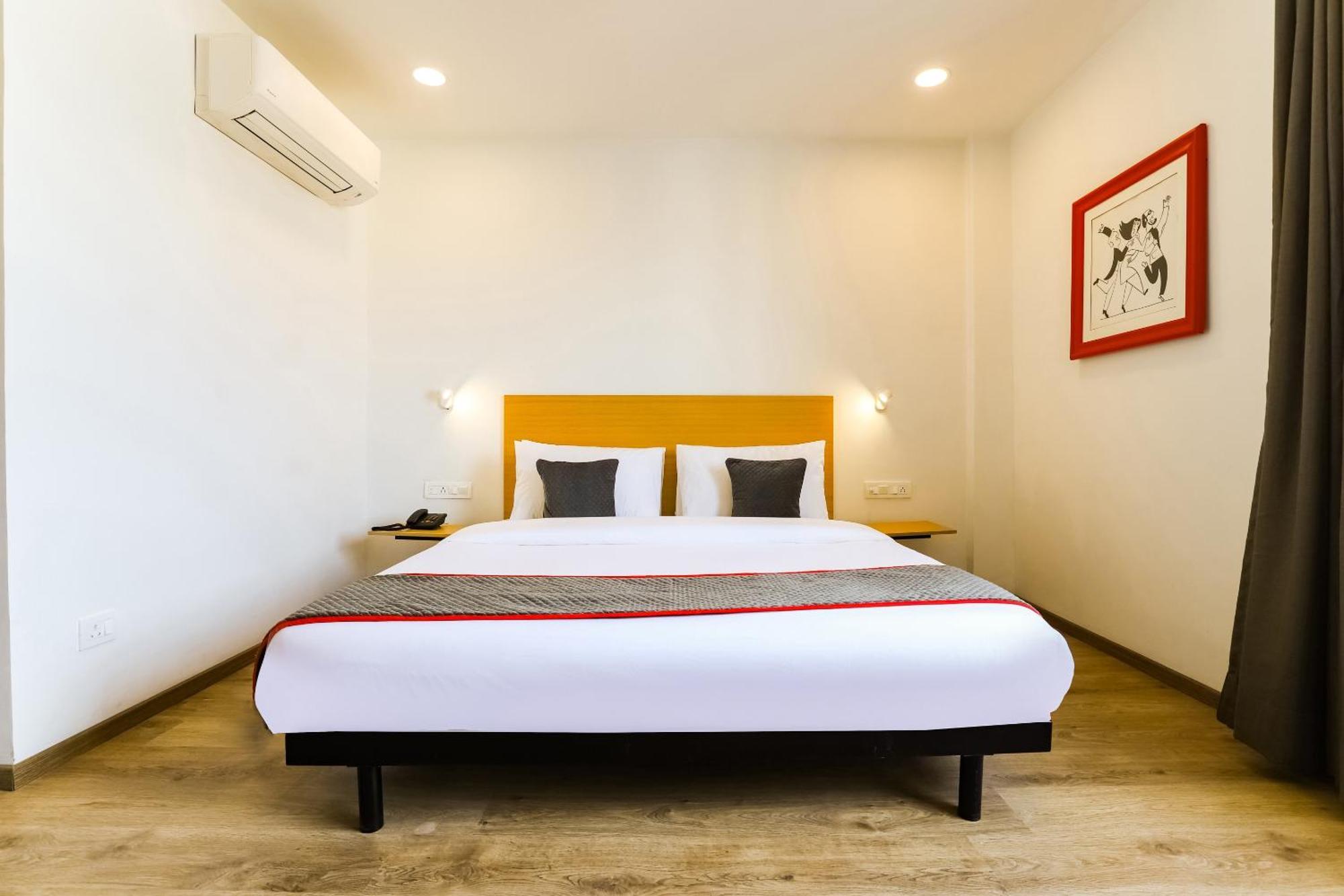 Townhouse Prithvi Resort Near Phoenix Palassio Lucknow Eksteriør bilde