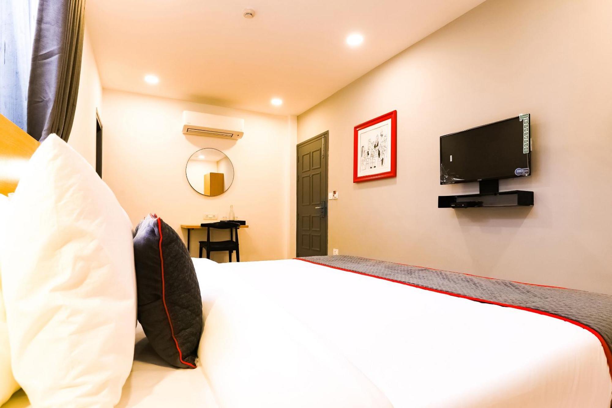 Townhouse Prithvi Resort Near Phoenix Palassio Lucknow Eksteriør bilde